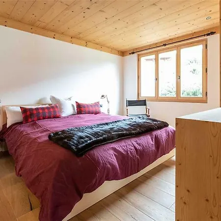 Chalet Isabel Garden بيت للعطل